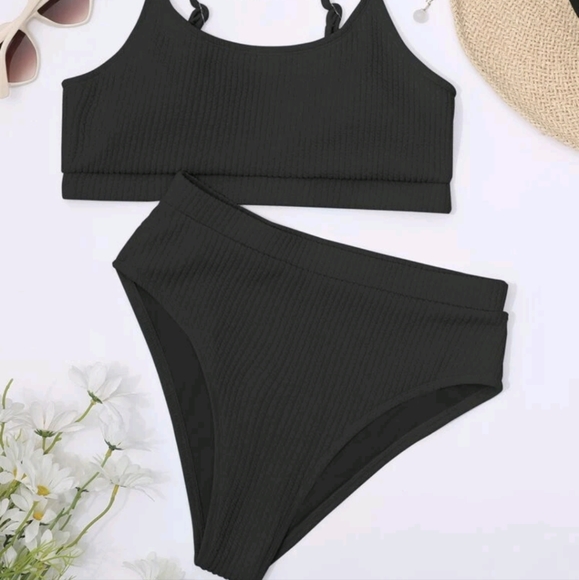 SheIn Large Black Ribbed Bikini - Picture 3 of 3
